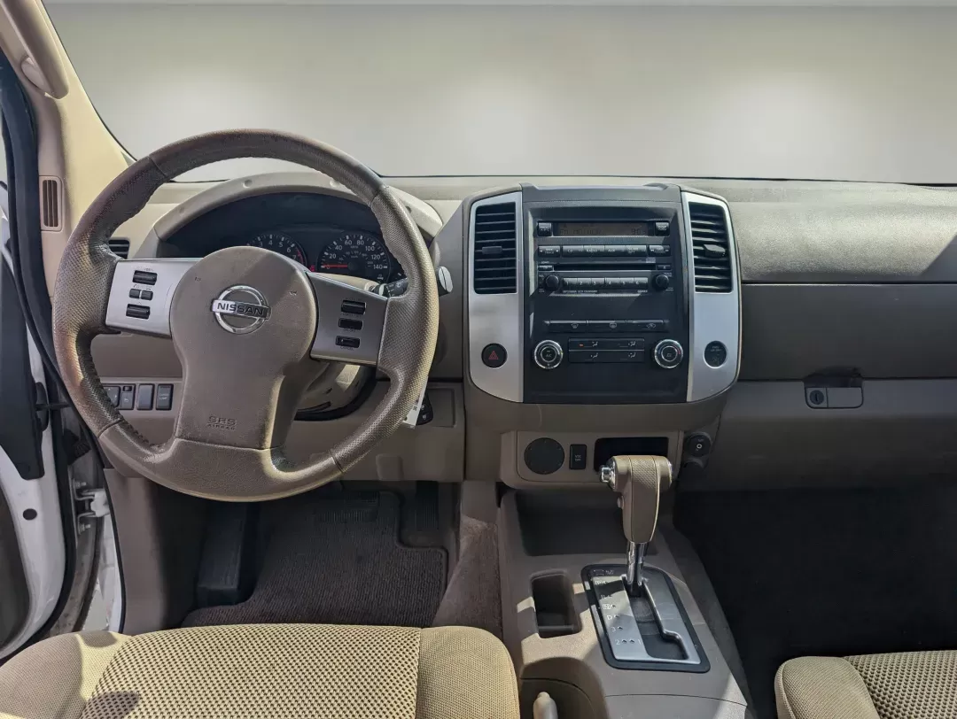 2011 /Beige Nissan Frontier SV (1N6AD0ER0BC) with an Gas V6 4.0L/241 engine, 5-Speed Automatic transmission, located at 3959 U.S. 80 W, Phenix City, AL, 36870, (334) 297-4885, 32.469296, -85.135185 - 2011 Nissan Frontier SV - Photo#12