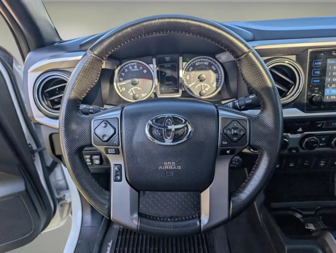 2017 Toyota Tacoma Limited (5TFGZ5AN2HX) with an Other engine, located at 1430 Gateway Drive, Opelika, AL, 36801, (334) 239-0944, 32.637871, -85.409790 - **Explore the Great Outdoors with the 2017 Toyota Tacoma Limited Your Perfect Adventure Companion!**<br /> <br /> Are you ready to embrace a lifestyle filled with adventure, whether it's hauling gear for your weekend camping trips or navigating through the urban landscape? The 2017 Toyota Tacoma Li - Photo#15