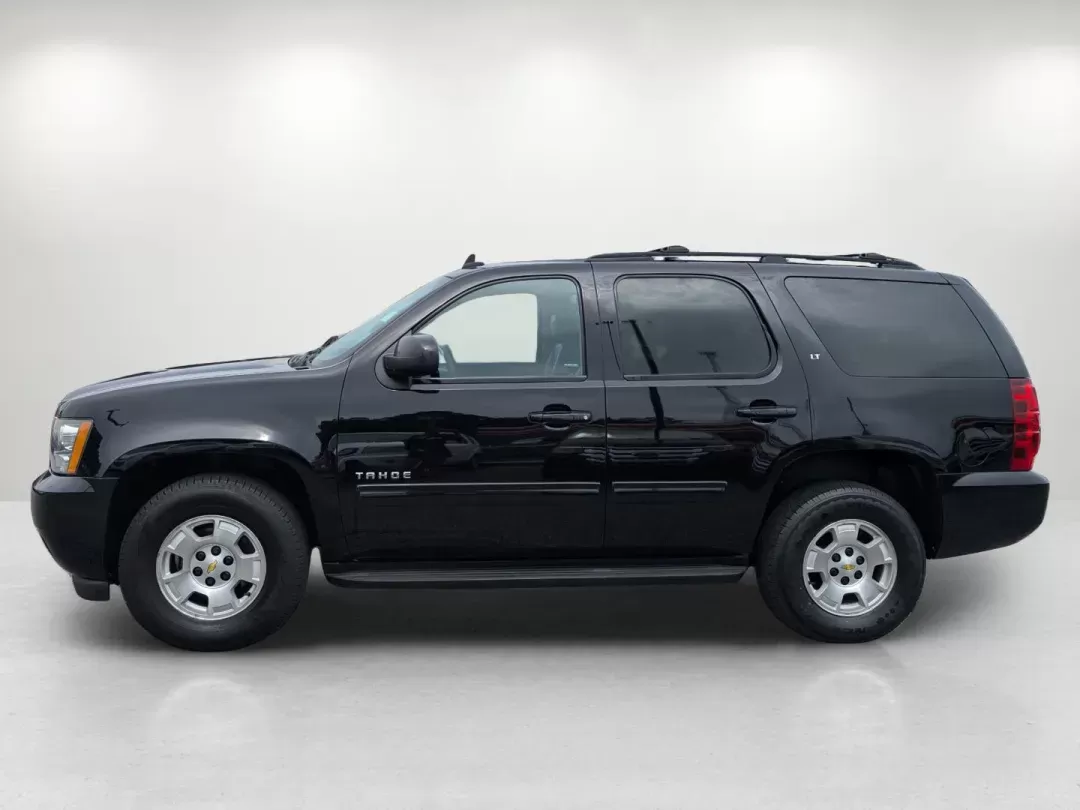 2013 /Ebony Chevrolet Tahoe LT (1GNSCBE04DR) with an Gas/Ethanol V8 5.3L/323 engine, 6-Speed Automatic transmission, located at 3959 U.S. 80 W, Phenix City, AL, 36870, (334) 297-4885, 32.469296, -85.135185 - 2013 Chevrolet Tahoe LT - Photo#8