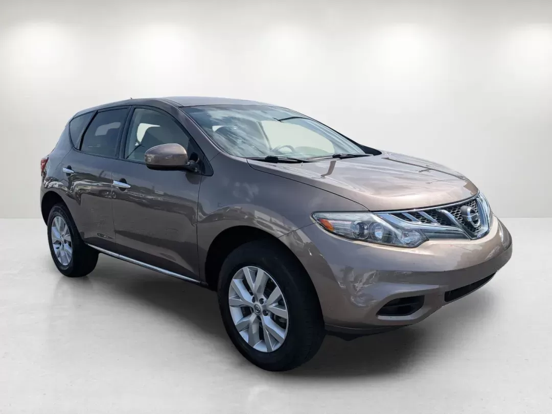 2014 Nissan Murano LE (JN8AZ1MU5EW) with an Regular Unleaded V-6 3.5 L/213 engine, 1-Speed CVT w/OD transmission, located at 804 22nd Ave, Phenix City, AL, 36870, (334) 297-1860, 32.484749, -85.024475 - 2014 Nissan Murano LE - Photo#2