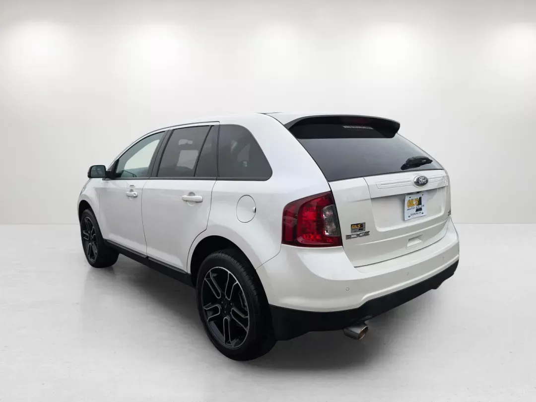 2013 Ford Edge SEL (2FMDK4JC7DB) with an Gas V6 3.5L/213 engine, 6-Speed Automatic w/manual shift transmission, located at 3959 U.S. 80 W, Phenix City, AL, 36870, (334) 297-4885, 32.469296, -85.135185 - 2013 Ford Edge SEL - Photo#6