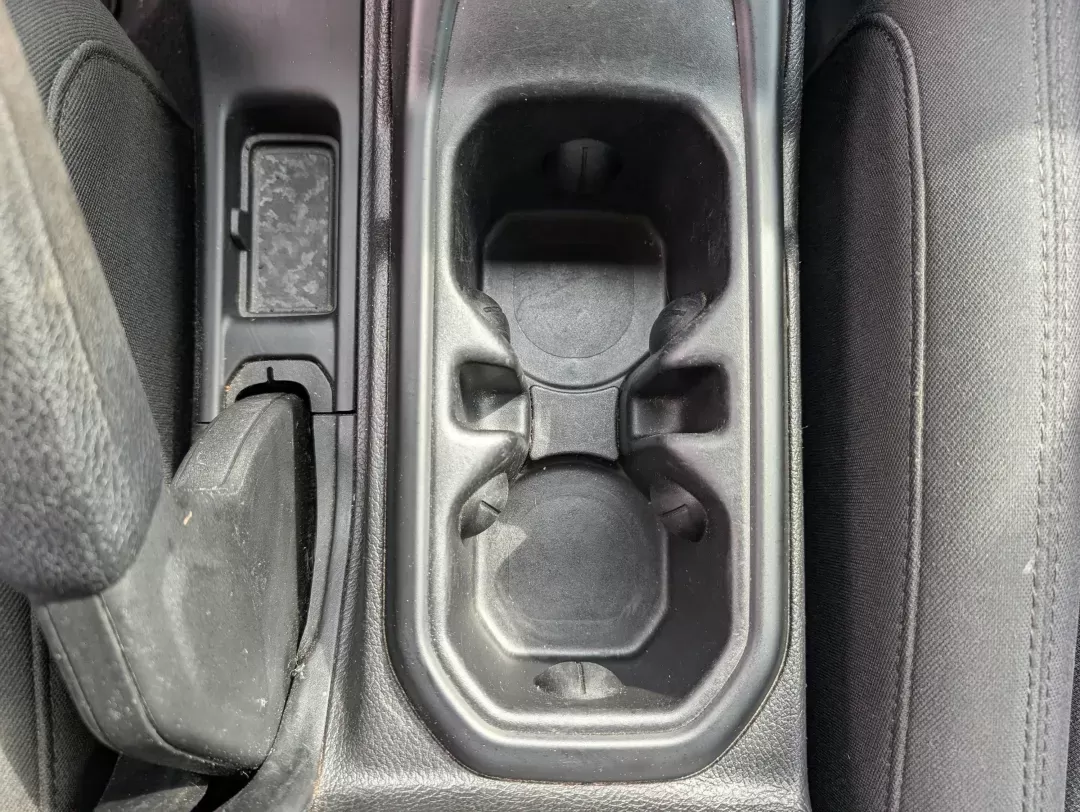 2018 /Black Jeep Wrangler Unlimited Sport S (1C4HJXDG2JW) with an Regular Unleaded V-6 3.6 L/220 engine, 6-Speed Manual w/OD transmission, located at 3959 U.S. 80 W, Phenix City, AL, 36870, (334) 297-4885, 32.469296, -85.135185 - 2018 Jeep Wrangler Unlimited Sport S - Photo#11