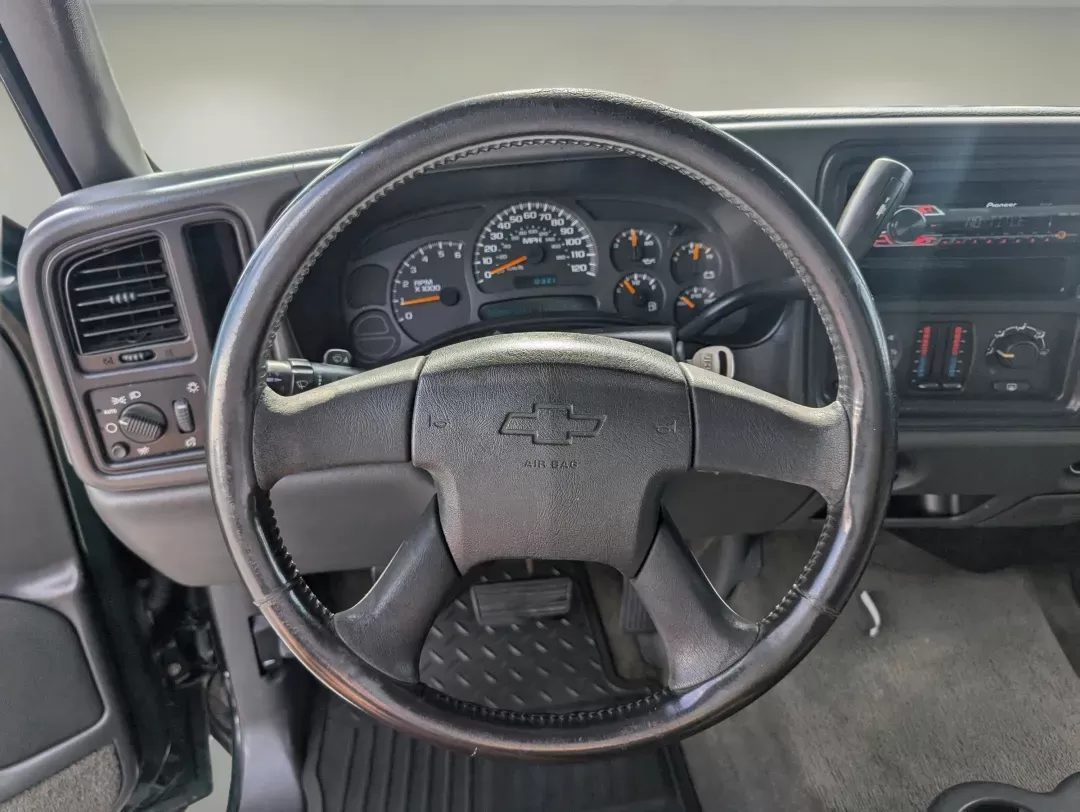 2003 /Dark Charcoal Chevrolet Silverado 1500 LS (2GCEC19V331) with an Gas V8 4.8L/293 engine, 4-Speed Automatic w/OD transmission, located at 3959 U.S. 80 W, Phenix City, AL, 36870, (334) 297-4885, 32.469296, -85.135185 - 2003 Chevrolet Silverado 1500 LS - Photo#15