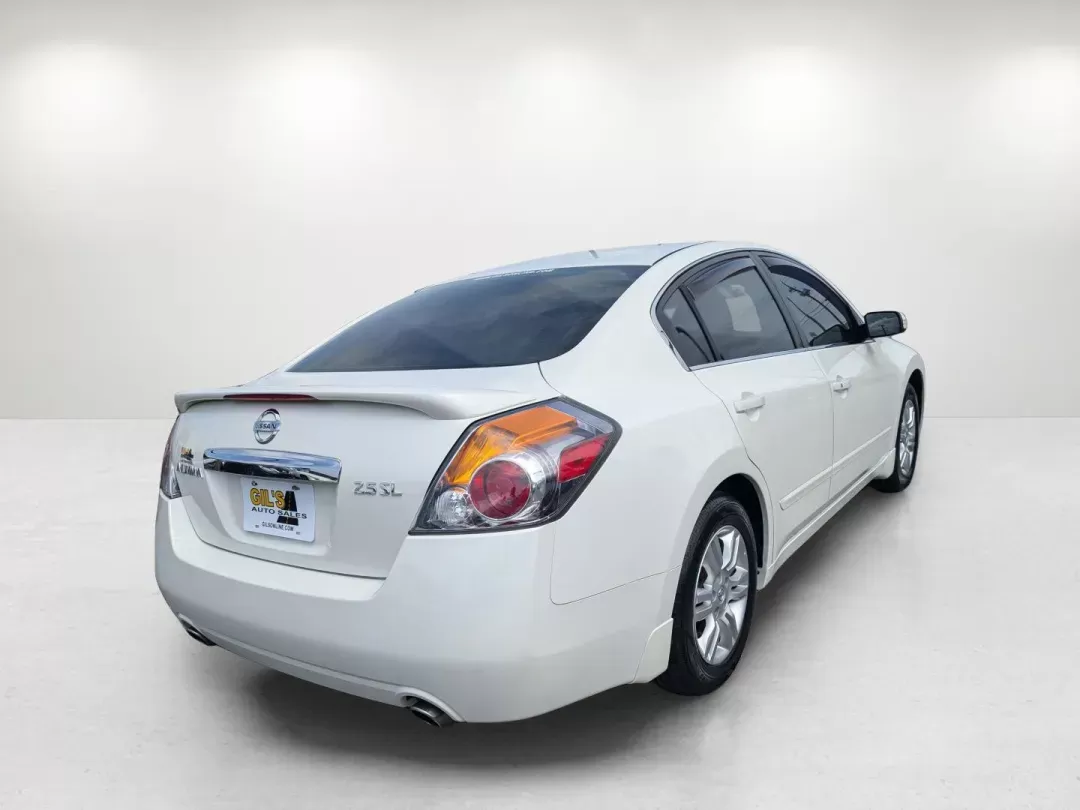 2012 /Blonde Nissan Altima 2.5 SL (1N4AL2APXCC) with an Gas I4 2.5L/ engine, 1-Speed Continuously Variable Ratio transmission, located at 7000 Northlake Connector, Columbus, GA, 31904, (706) 987-8085, 32.524975, -84.978134 - 2012 Nissan Altima 2.5 SL - Photo#4