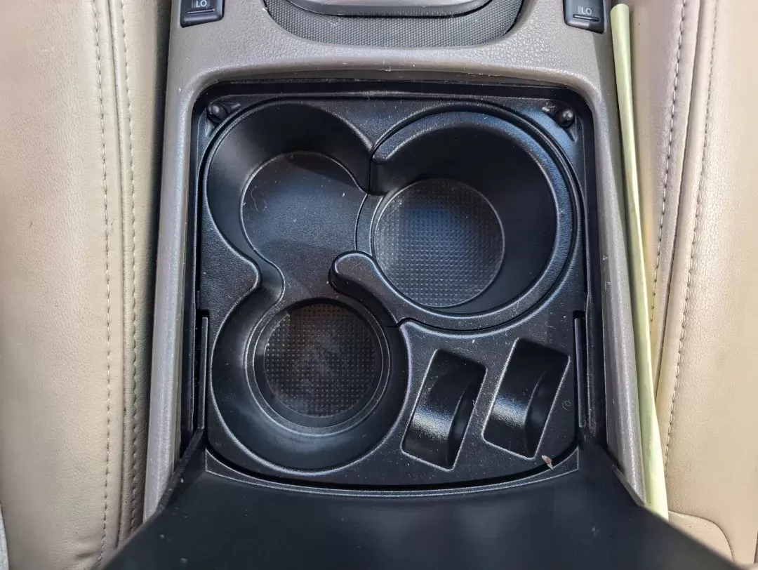 2012 /Blonde Nissan Altima 2.5 SL (1N4AL2APXCC) with an Gas I4 2.5L/ engine, 1-Speed Continuously Variable Ratio transmission, located at 7000 Northlake Connector, Columbus, GA, 31904, (706) 987-8085, 32.524975, -84.978134 - 2012 Nissan Altima 2.5 SL - Photo#12
