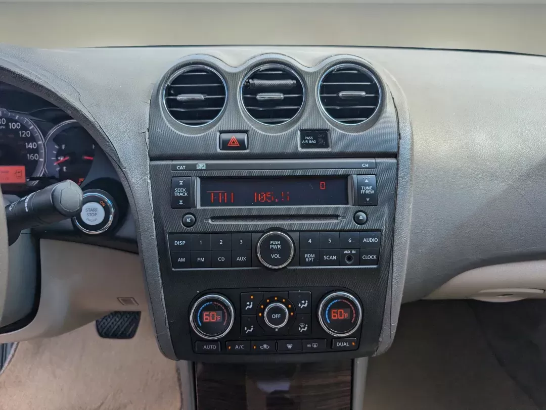 2012 /Blonde Nissan Altima 2.5 SL (1N4AL2APXCC) with an Gas I4 2.5L/ engine, 1-Speed Continuously Variable Ratio transmission, located at 7000 Northlake Connector, Columbus, GA, 31904, (706) 987-8085, 32.524975, -84.978134 - 2012 Nissan Altima 2.5 SL - Photo#14