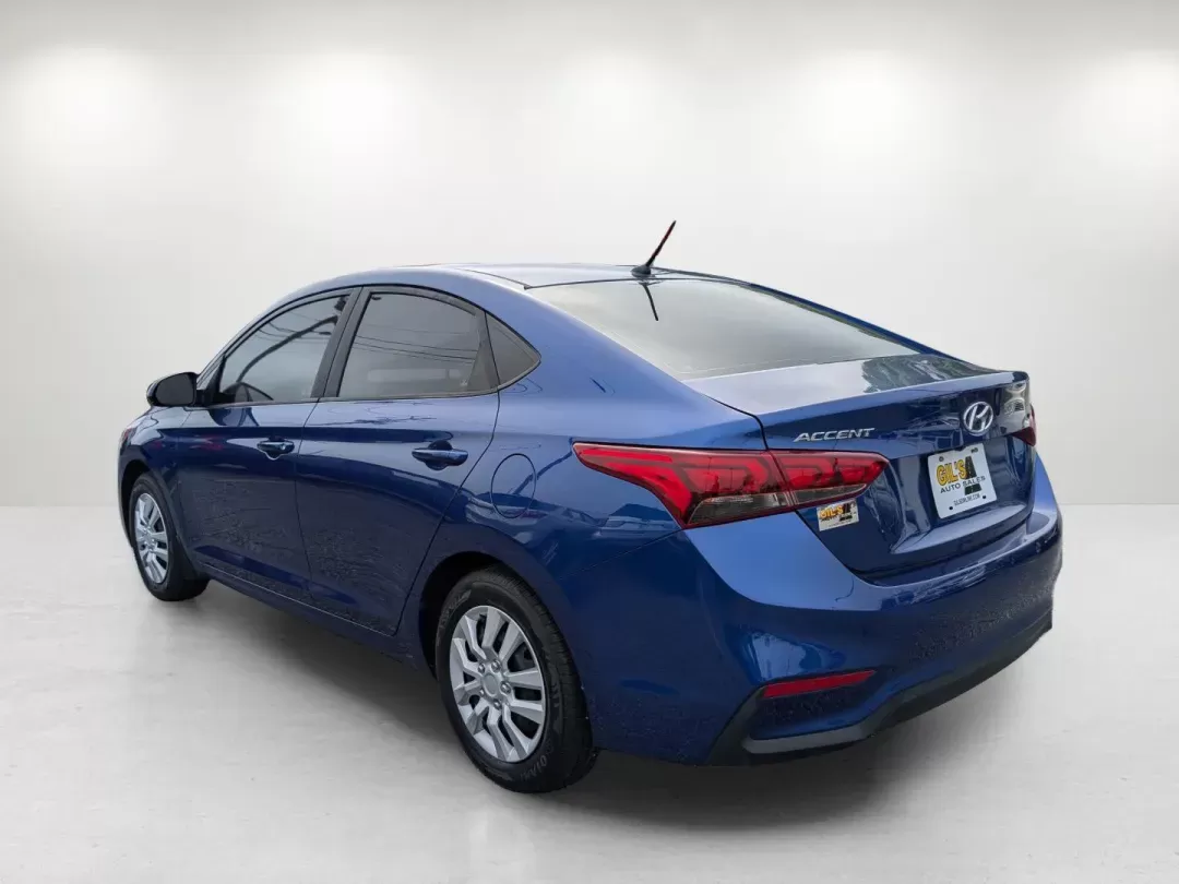 2019 /Black Hyundai Accent SE (3KPC24A38KE) with an Regular Unleaded I-4 1.6 L/97 engine, 6-Speed Automatic w/OD transmission, located at 1430 Gateway Drive, Opelika, AL, 36801, (334) 239-0944, 32.637871, -85.409790 - 2019 Hyundai Accent SE - Photo#6