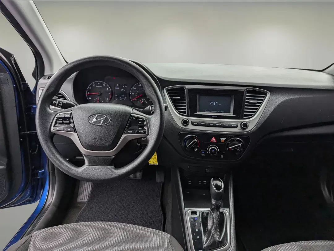 2019 /Black Hyundai Accent SE (3KPC24A38KE) with an Regular Unleaded I-4 1.6 L/97 engine, 6-Speed Automatic w/OD transmission, located at 1430 Gateway Drive, Opelika, AL, 36801, (334) 239-0944, 32.637871, -85.409790 - 2019 Hyundai Accent SE - Photo#11