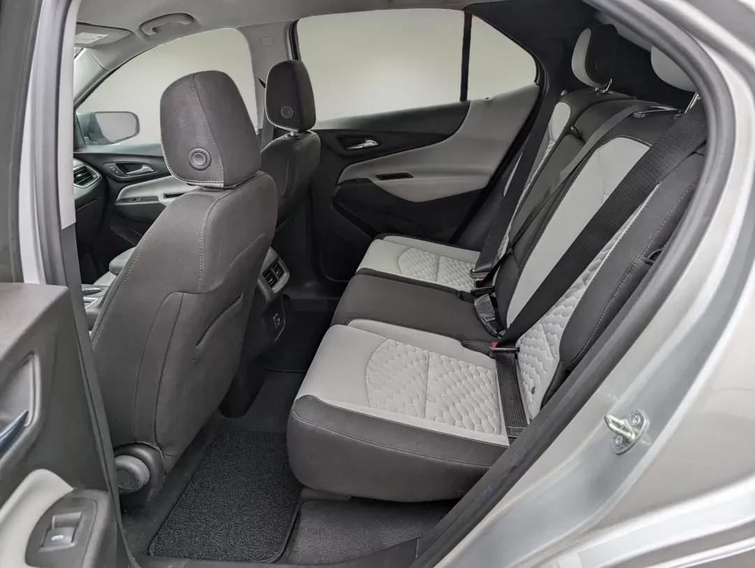 2020 /Medium Ash Gray Chevrolet Equinox LS (3GNAXFEV1LS) with an Turbocharged Gas I4 1.5L/92 engine, 6-Speed Automatic transmission, located at 5115 14th Ave., Columbus, GA, 31904, (706) 323-0345, 32.511494, -84.971046 - 2020 Chevrolet Equinox LS - Photo#10