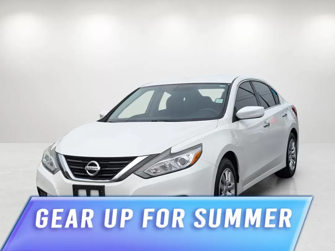2016 Nissan Altima 2.5 (1N4AL3AP8GN) with an Regular Unleaded I-4 2.5 L/152 engine, 1-Speed CVT w/OD transmission, located at 804 22nd Ave, Phenix City, AL, 36870, (334) 297-1860, 32.484749, -85.024475 - 2016 Nissan Altima 2.5 - Photo#0