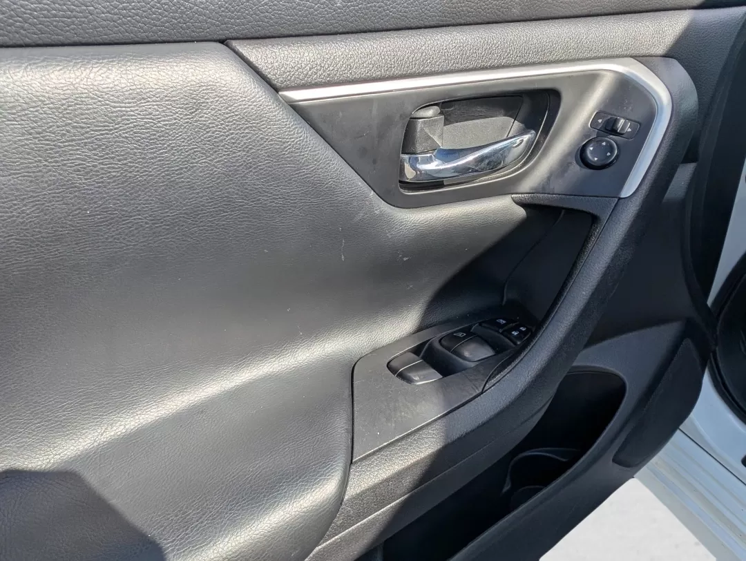 2016 Nissan Altima 2.5 (1N4AL3AP8GN) with an Other engine, located at 804 22nd Ave, Phenix City, AL, 36870, (334) 297-1860, 32.484749, -85.024475 - 2016 Nissan Altima 2.5 - Photo#16