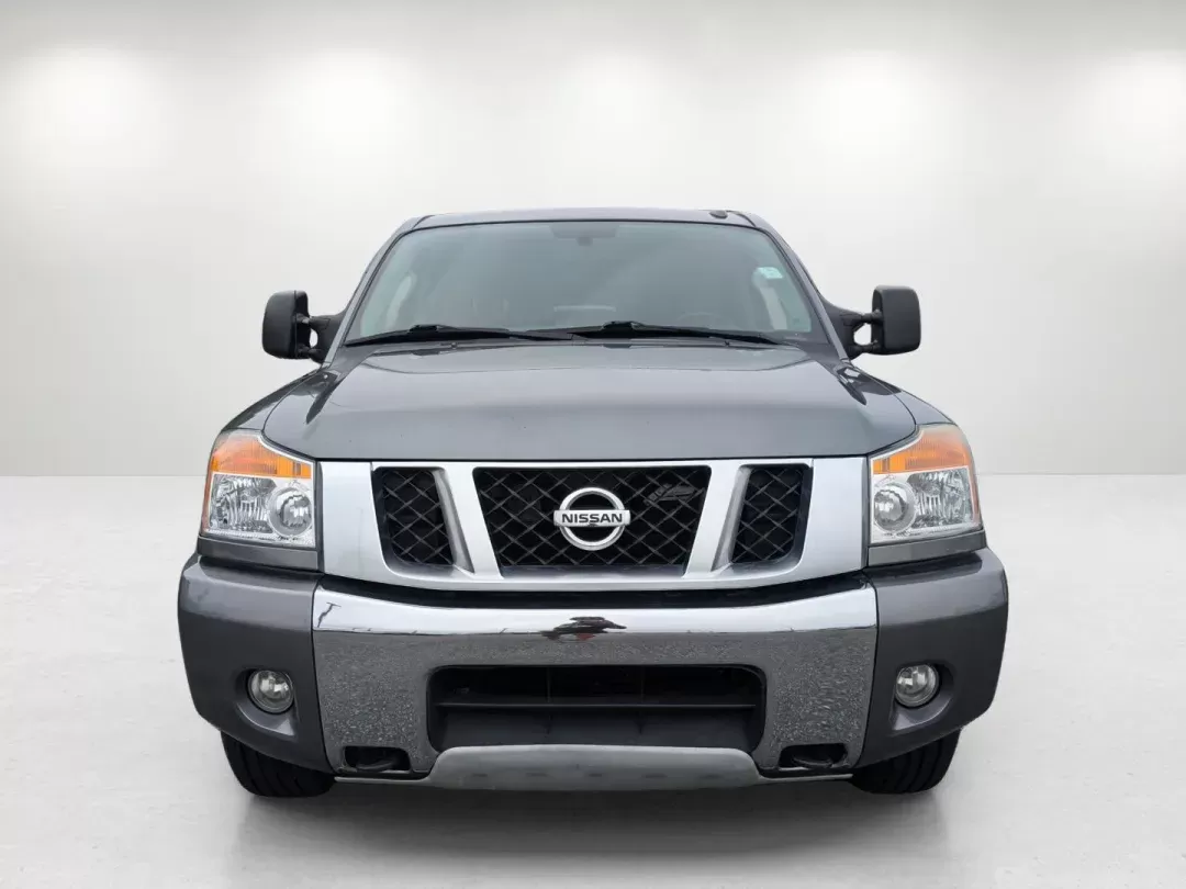 2015 /Charcoal II Nissan Titan PRO-4X (1N6BA0EC8FN) with an Regular Unleaded V-8 5.6 L/339 engine, 5-Speed Automatic w/OD transmission, located at 3959 U.S. 80 W, Phenix City, AL, 36870, (334) 297-4885, 32.469296, -85.135185 - 2015 Nissan Titan PRO-4X - Photo#2