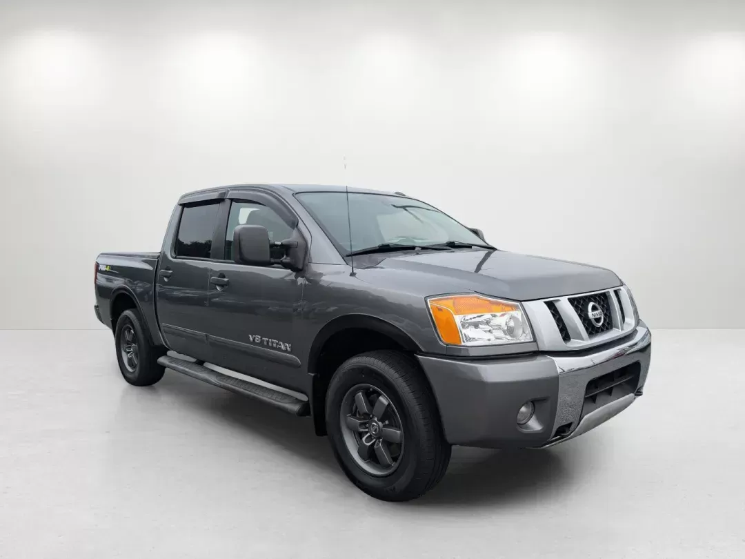 2015 /Charcoal II Nissan Titan PRO-4X (1N6BA0EC8FN) with an Regular Unleaded V-8 5.6 L/339 engine, 5-Speed Automatic w/OD transmission, located at 3959 U.S. 80 W, Phenix City, AL, 36870, (334) 297-4885, 32.469296, -85.135185 - 2015 Nissan Titan PRO-4X - Photo#3