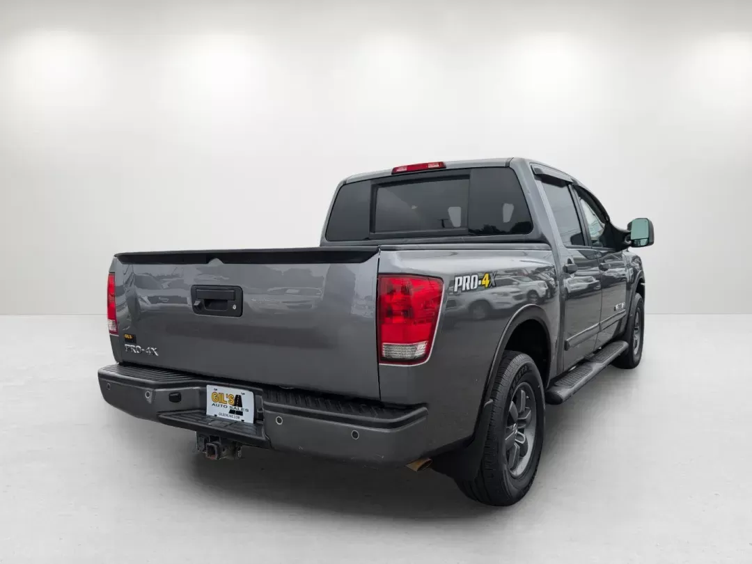 2015 /Charcoal II Nissan Titan PRO-4X (1N6BA0EC8FN) with an Regular Unleaded V-8 5.6 L/339 engine, 5-Speed Automatic w/OD transmission, located at 3959 U.S. 80 W, Phenix City, AL, 36870, (334) 297-4885, 32.469296, -85.135185 - 2015 Nissan Titan PRO-4X - Photo#5