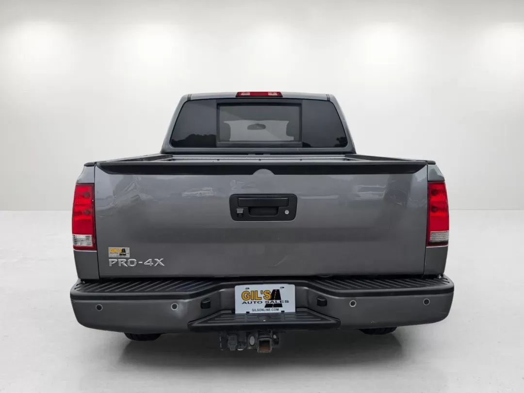2015 /Charcoal II Nissan Titan PRO-4X (1N6BA0EC8FN) with an Regular Unleaded V-8 5.6 L/339 engine, 5-Speed Automatic w/OD transmission, located at 3959 U.S. 80 W, Phenix City, AL, 36870, (334) 297-4885, 32.469296, -85.135185 - 2015 Nissan Titan PRO-4X - Photo#6
