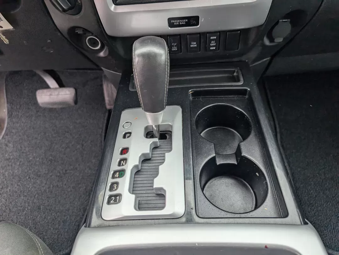 2015 /Charcoal II Nissan Titan PRO-4X (1N6BA0EC8FN) with an Regular Unleaded V-8 5.6 L/339 engine, 5-Speed Automatic w/OD transmission, located at 3959 U.S. 80 W, Phenix City, AL, 36870, (334) 297-4885, 32.469296, -85.135185 - 2015 Nissan Titan PRO-4X - Photo#13