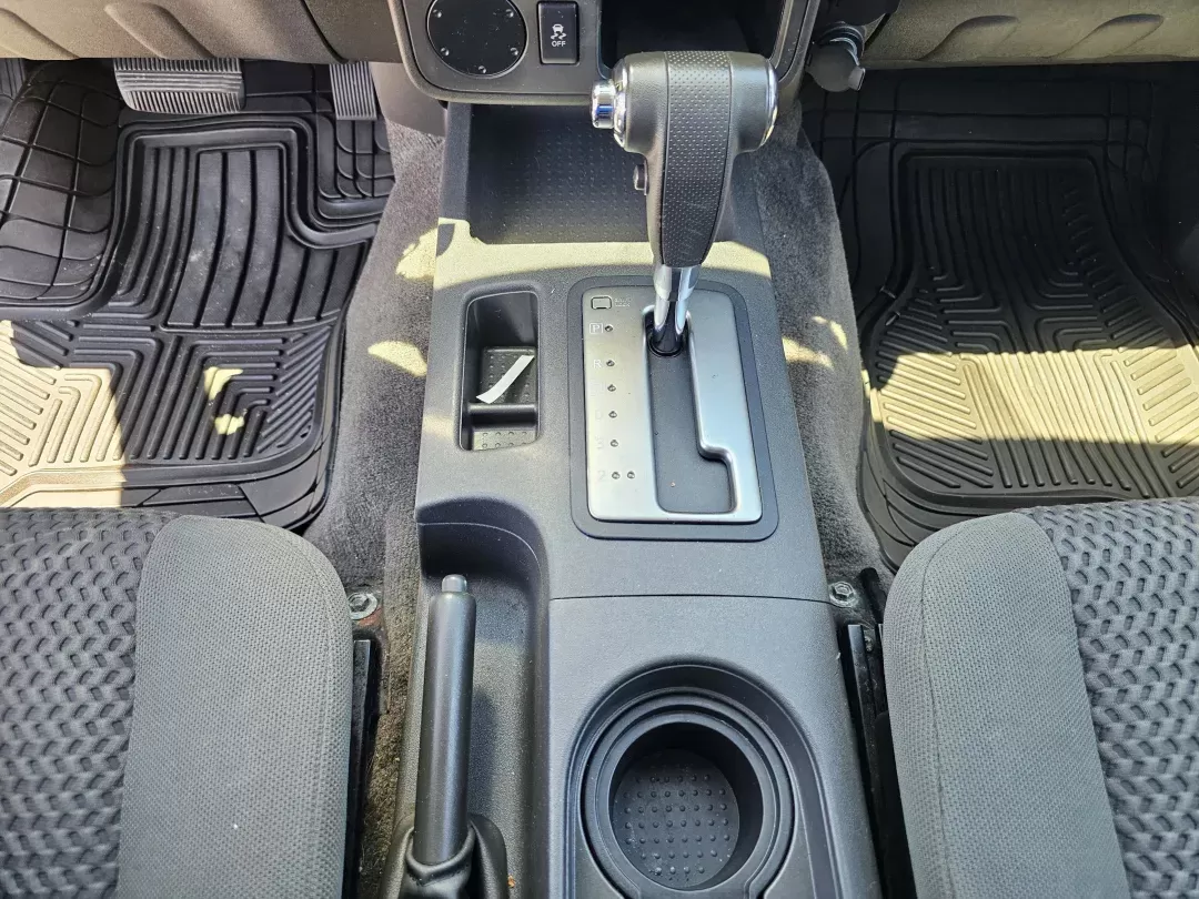 2014 /Graphite Nissan Frontier SV (1N6BD0CT8EN) with an Regular Unleaded I-4 2.5 L/146 engine, 5-Speed Automatic w/OD transmission, located at 521 Old Farm Lane Rd, Prattville, AL, 36066, (334) 325-1505, 32.482460, -86.416367 - 2014 Nissan Frontier SV - Photo#14