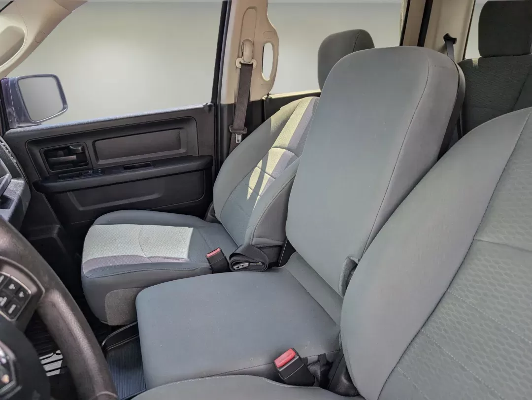2016 /Diesel Gray/Black Ram 1500 Express (3C6RR6KT1GG) with an Regular Unleaded V-8 5.7 L/345 engine, 8-Speed Automatic w/OD transmission, located at 3959 U.S. 80 W, Phenix City, AL, 36870, (334) 297-4885, 32.469296, -85.135185 - 2016 Ram 1500 Express - Photo#10