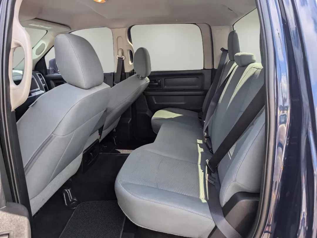2016 /Diesel Gray/Black Ram 1500 Express (3C6RR6KT1GG) with an Regular Unleaded V-8 5.7 L/345 engine, 8-Speed Automatic w/OD transmission, located at 3959 U.S. 80 W, Phenix City, AL, 36870, (334) 297-4885, 32.469296, -85.135185 - 2016 Ram 1500 Express - Photo#11