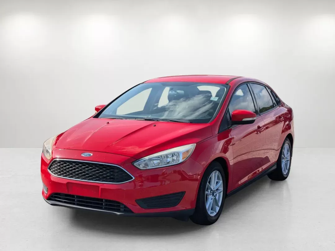 2016 Ford Focus SE (1FADP3F28GL) with an Regular Unleaded I-4 2.0 L/122 engine, located at 3959 U.S. 80 W, Phenix City, AL, 36870, (334) 297-4885, 32.469296, -85.135185 - 2016 Ford Focus SE - Photo#1