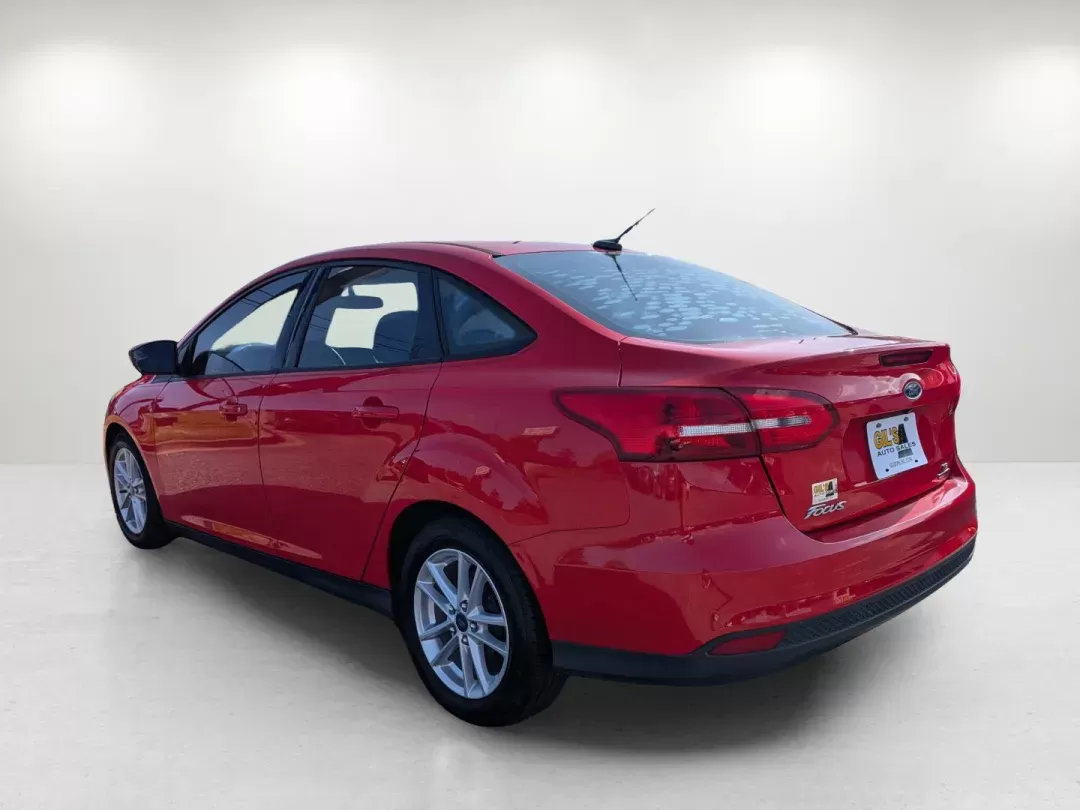 2016 Ford Focus SE (1FADP3F28GL) with an Regular Unleaded I-4 2.0 L/122 engine, located at 3959 U.S. 80 W, Phenix City, AL, 36870, (334) 297-4885, 32.469296, -85.135185 - 2016 Ford Focus SE - Photo#7