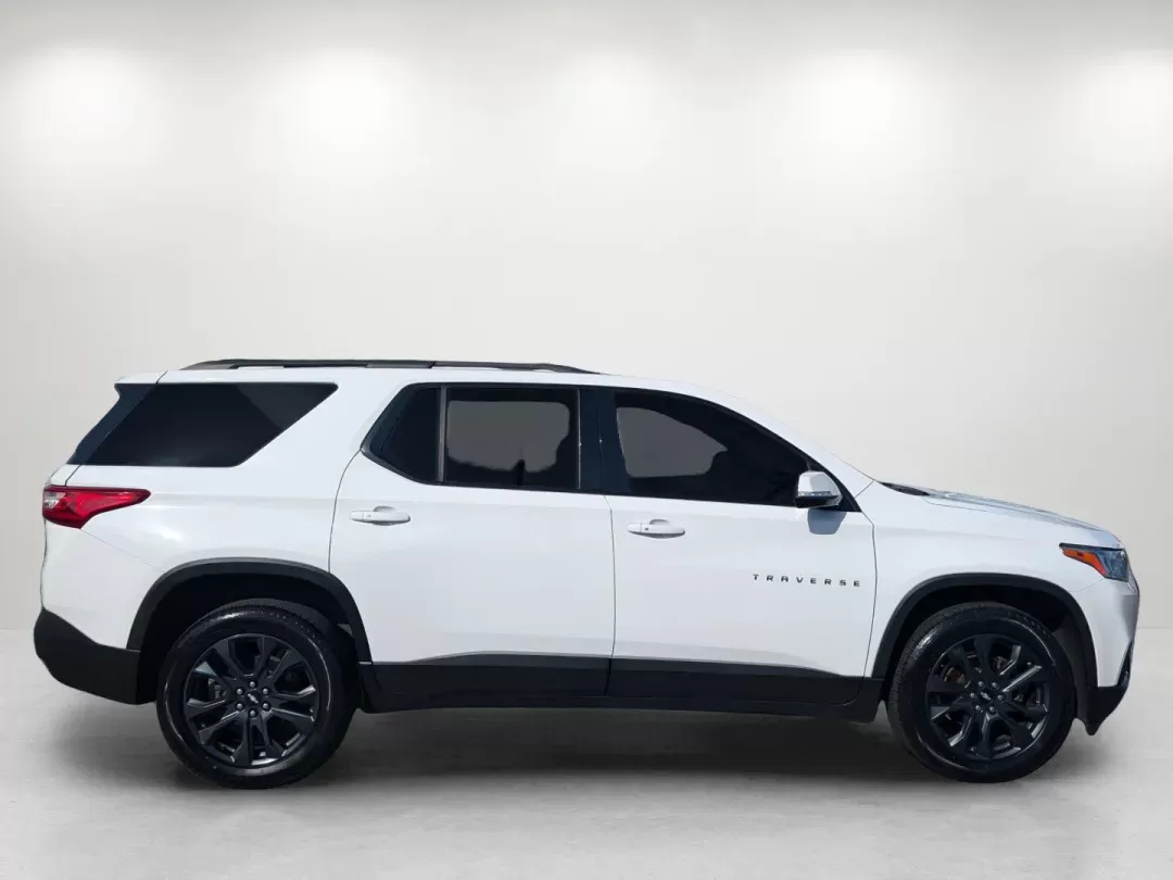 2019 /Jet Black Chevrolet Traverse RS (1GNERJKX0KJ) with an Turbocharged I4 2.0L/122 engine, 9-Speed Automatic transmission, located at 3959 U.S. 80 W, Phenix City, AL, 36870, (334) 297-4885, 32.469296, -85.135185 - 2019 Chevrolet Traverse RS - Photo#3