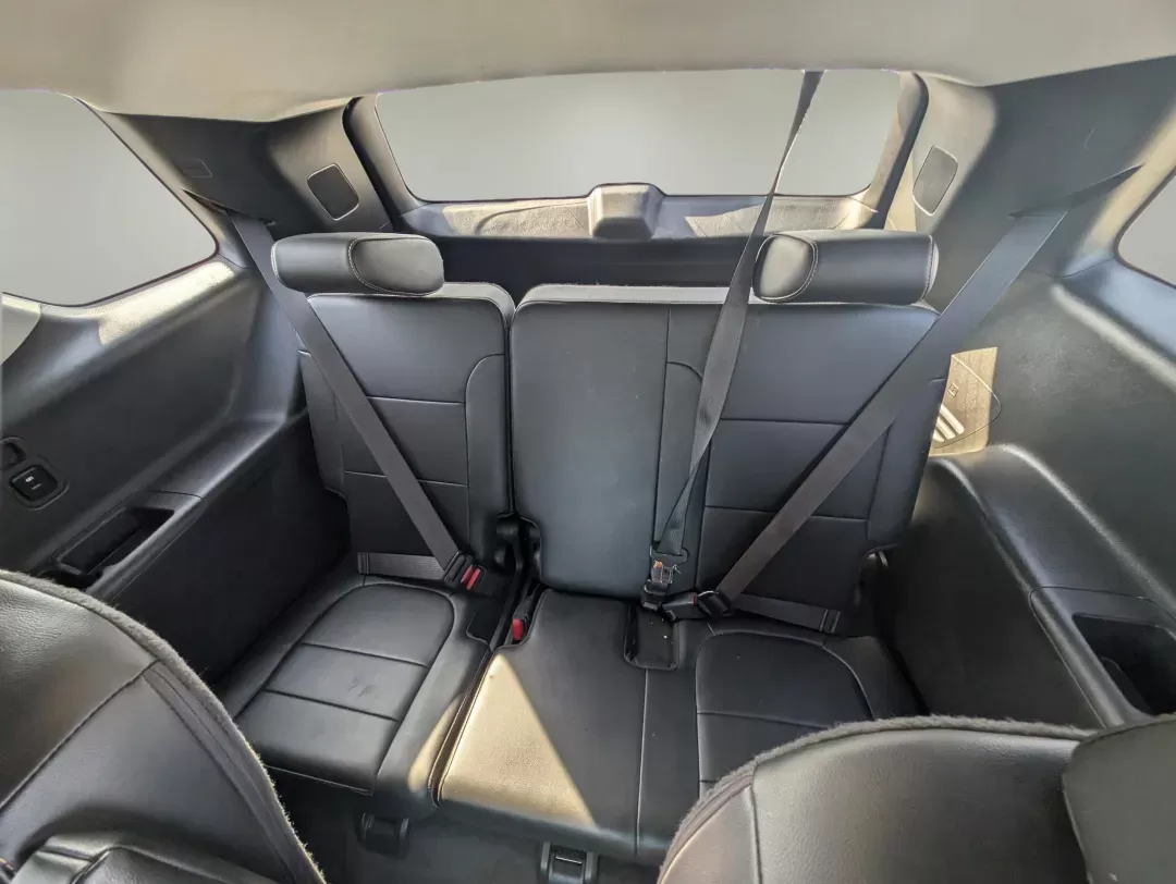 2019 /Jet Black Chevrolet Traverse RS (1GNERJKX0KJ) with an Turbocharged I4 2.0L/122 engine, 9-Speed Automatic transmission, located at 3959 U.S. 80 W, Phenix City, AL, 36870, (334) 297-4885, 32.469296, -85.135185 - 2019 Chevrolet Traverse RS - Photo#11