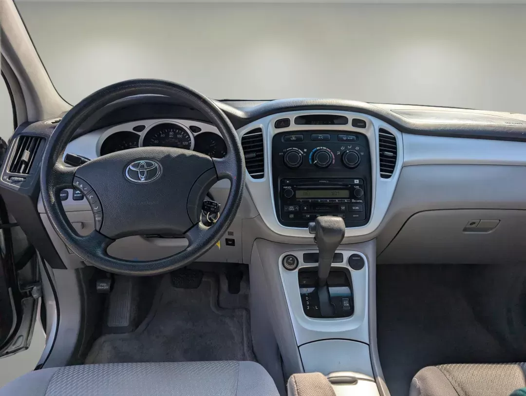2004 Toyota Highlander (JTEGP21A740) with an Gas V6 3.3L/201 engine, 5-Speed Automatic transmission, located at 521 Old Farm Lane Rd, Prattville, AL, 36066, (334) 325-1505, 32.482460, -86.416367 - 2004 Toyota Highlander - Photo#11