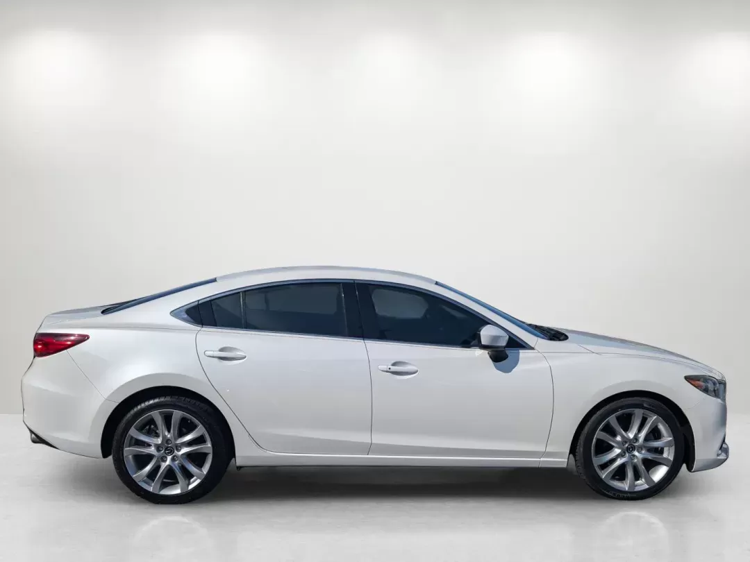 2017 /Black Mazda Mazda6 Touring (JM1GL1V50H1) with an Regular Unleaded I-4 2.5 L/152 engine, 6-Speed Automatic w/OD transmission, located at 3959 U.S. 80 W, Phenix City, AL, 36870, (334) 297-4885, 32.469296, -85.135185 - 2017 Mazda Mazda6 Touring - Photo#3