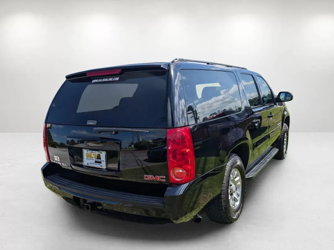 2007 /Ebony GMC Yukon XL SLE (1GKFC16J87R) with an Gas V8 5.3L/323 engine, 4-Speed Automatic w/OD transmission, located at 3959 U.S. 80 W, Phenix City, AL, 36870, (334) 297-4885, 32.469296, -85.135185 - 2007 GMC Yukon XL SLE - Photo#5