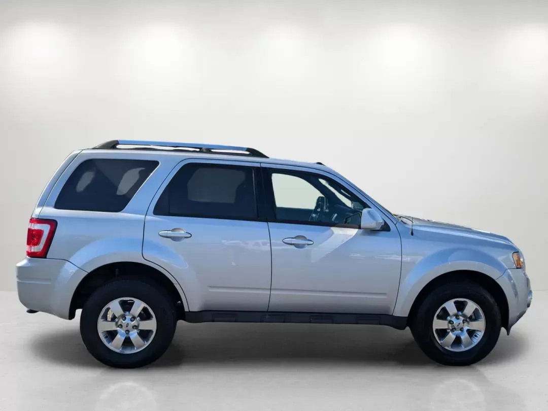 2011 Ford Escape Limited (1FMCU0EG6BK) with an Gas/Ethanol V6 3.0L/181 engine, 6-Speed Automatic transmission, located at 521 Old Farm Lane Rd, Prattville, AL, 36066, (334) 325-1505, 32.482460, -86.416367 - 2011 Ford Escape Limited - Photo#3