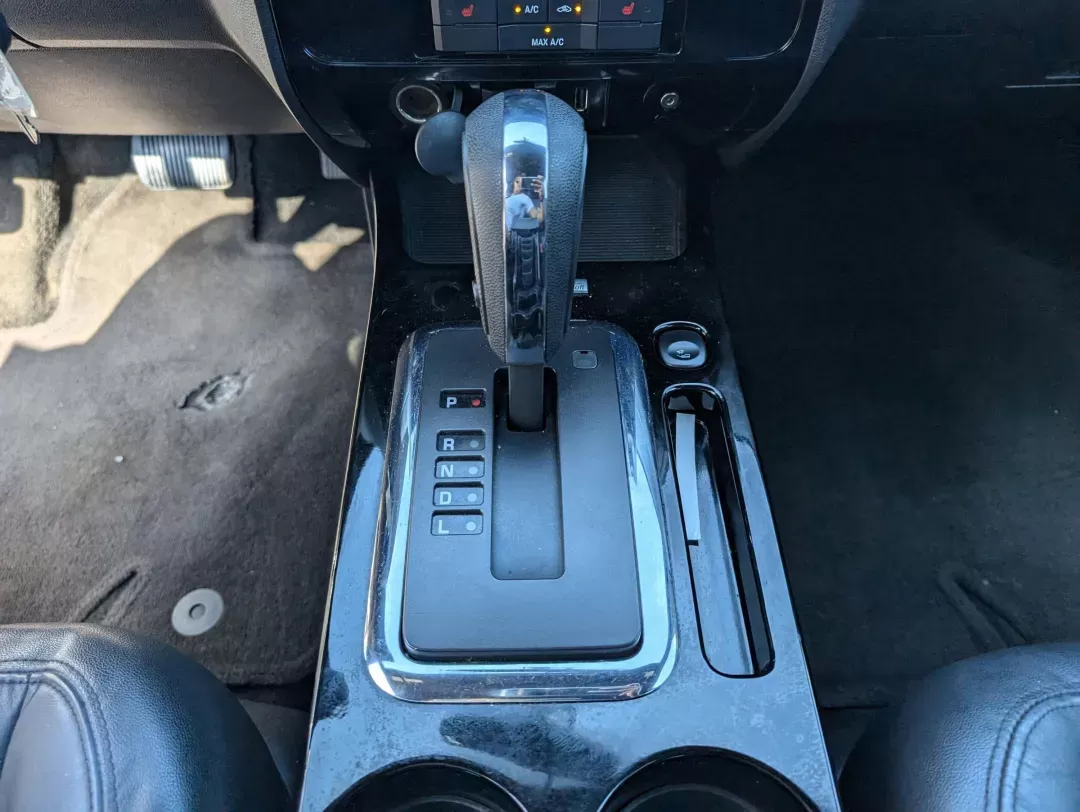 2011 Ford Escape Limited (1FMCU0EG6BK) with an Gas/Ethanol V6 3.0L/181 engine, 6-Speed Automatic transmission, located at 521 Old Farm Lane Rd, Prattville, AL, 36066, (334) 325-1505, 32.482460, -86.416367 - 2011 Ford Escape Limited - Photo#13