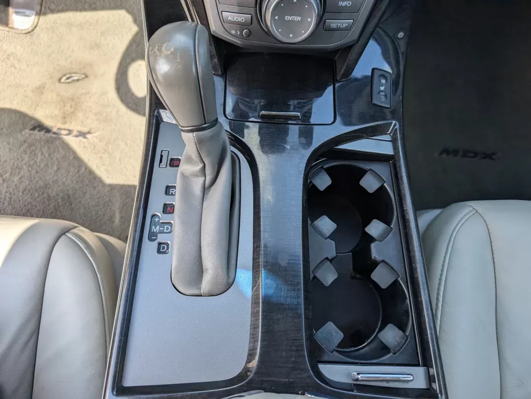 2009 Acura MDX Tech/Entertainment Pkg (2HNYD28429H) with an Gas V6 3.7L/ engine, 5-Speed Automatic w/OD transmission, located at 3959 U.S. 80 W, Phenix City, AL, 36870, (334) 297-4885, 32.469296, -85.135185 - 2009 Acura MDX Tech/Entertainment Pkg - Photo#13