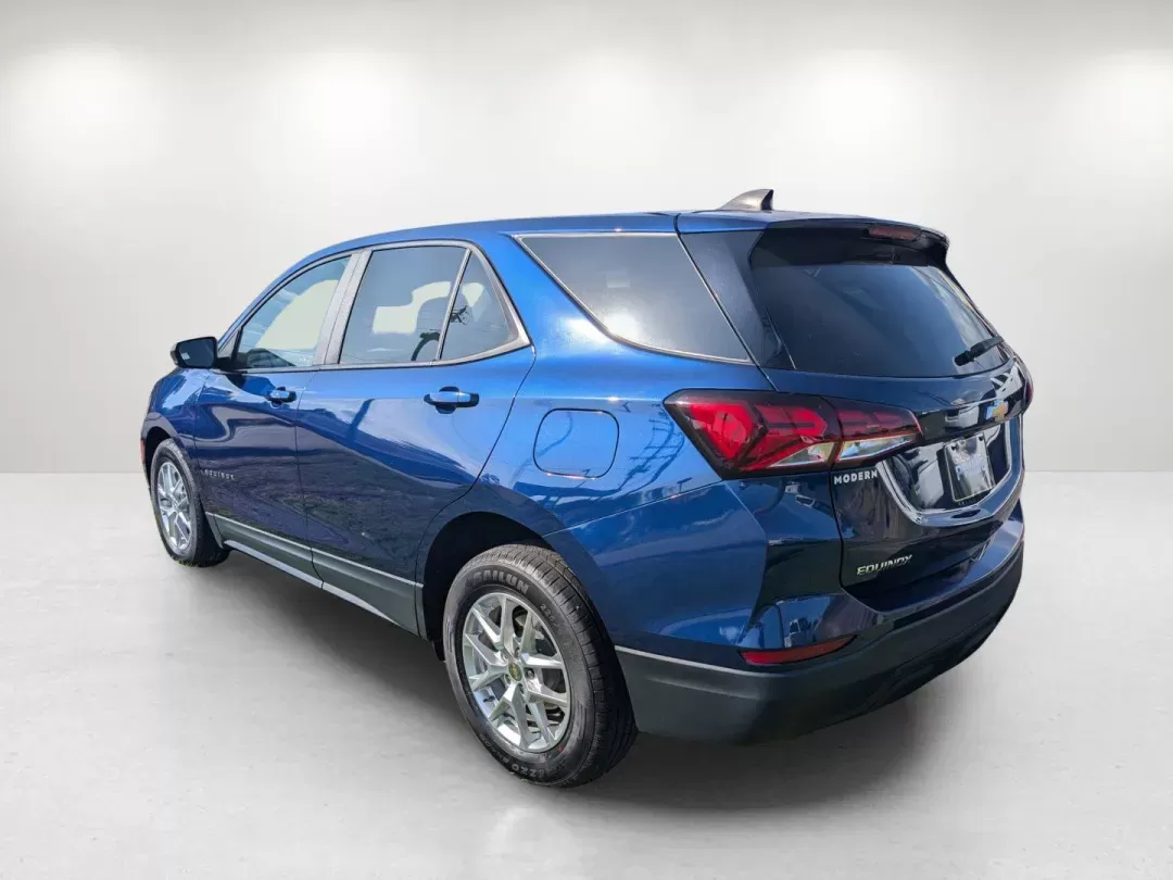 2022 /Medium Ash Gray Chevrolet Equinox LS (3GNAXHEV5NS) with an Turbocharged Gas I4 1.5L/92 engine, 6-Speed Automatic transmission, located at 3959 U.S. 80 W, Phenix City, AL, 36870, (334) 297-4885, 32.469296, -85.135185 - 2022 Chevrolet Equinox LS - Photo#6