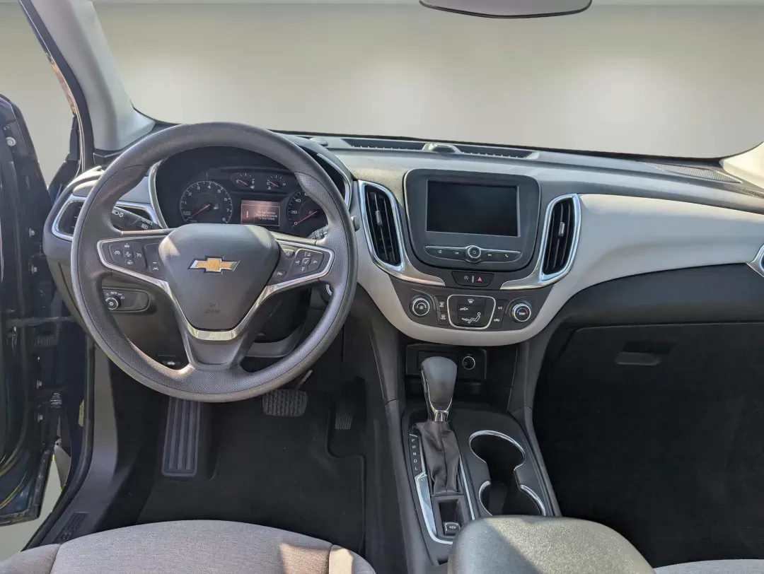 2022 /Medium Ash Gray Chevrolet Equinox LS (3GNAXHEV5NS) with an Turbocharged Gas I4 1.5L/92 engine, 6-Speed Automatic transmission, located at 3959 U.S. 80 W, Phenix City, AL, 36870, (334) 297-4885, 32.469296, -85.135185 - 2022 Chevrolet Equinox LS - Photo#11
