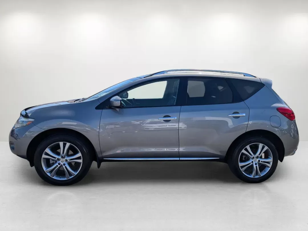 2010 /Black Nissan Murano LE (JN8AZ1MU9AW) with an Gas V6 3.5L/ engine, 1-Speed Continuously Variable Automatic (CVT) transmission, located at 3959 U.S. 80 W, Phenix City, AL, 36870, (334) 297-4885, 32.469296, -85.135185 - 2010 Nissan Murano LE - Photo#8