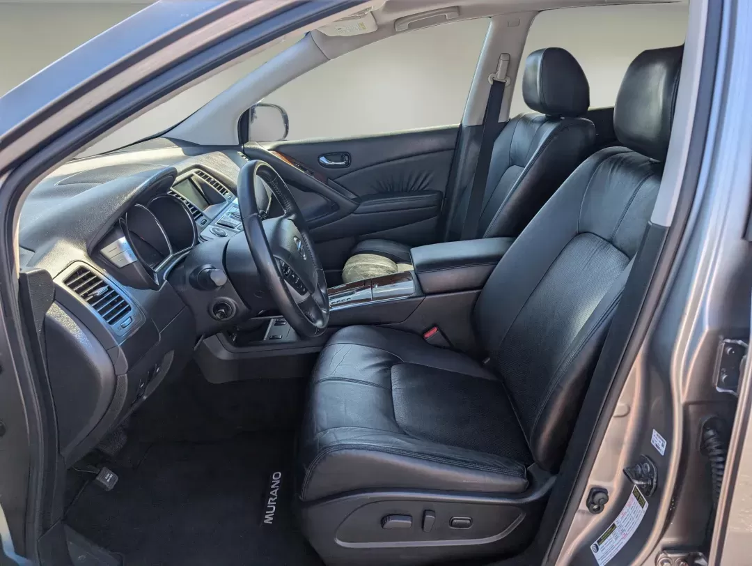 2010 /Black Nissan Murano LE (JN8AZ1MU9AW) with an Gas V6 3.5L/ engine, 1-Speed Continuously Variable Automatic (CVT) transmission, located at 3959 U.S. 80 W, Phenix City, AL, 36870, (334) 297-4885, 32.469296, -85.135185 - 2010 Nissan Murano LE - Photo#10