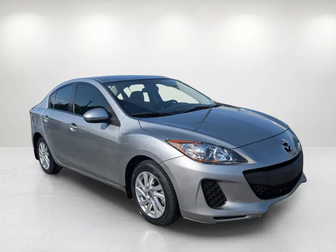 2013 Mazda Mazda3 i Grand Touring (JM1BL1W73D1) with an Gas I4 2.0L/122 engine, 6-Speed Automatic transmission, located at 521 Old Farm Lane Rd, Prattville, AL, 36066, (334) 325-1505, 32.482460, -86.416367 - 2013 Mazda Mazda3 i Grand Touring - Photo#2