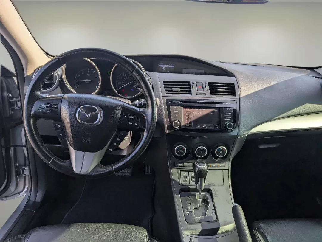 2013 Mazda Mazda3 i Grand Touring (JM1BL1W73D1) with an Gas I4 2.0L/122 engine, 6-Speed Automatic transmission, located at 521 Old Farm Lane Rd, Prattville, AL, 36066, (334) 325-1505, 32.482460, -86.416367 - 2013 Mazda Mazda3 i Grand Touring - Photo#11