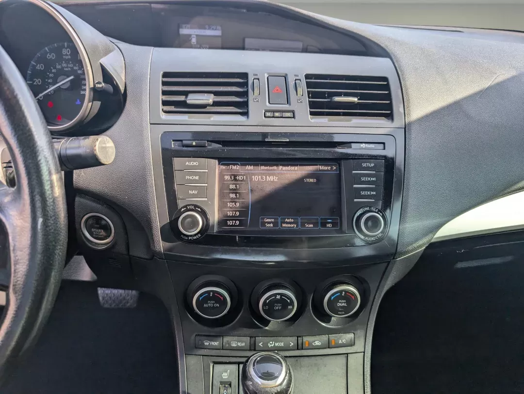 2013 Mazda Mazda3 i Grand Touring (JM1BL1W73D1) with an Gas I4 2.0L/122 engine, 6-Speed Automatic transmission, located at 521 Old Farm Lane Rd, Prattville, AL, 36066, (334) 325-1505, 32.482460, -86.416367 - 2013 Mazda Mazda3 i Grand Touring - Photo#12