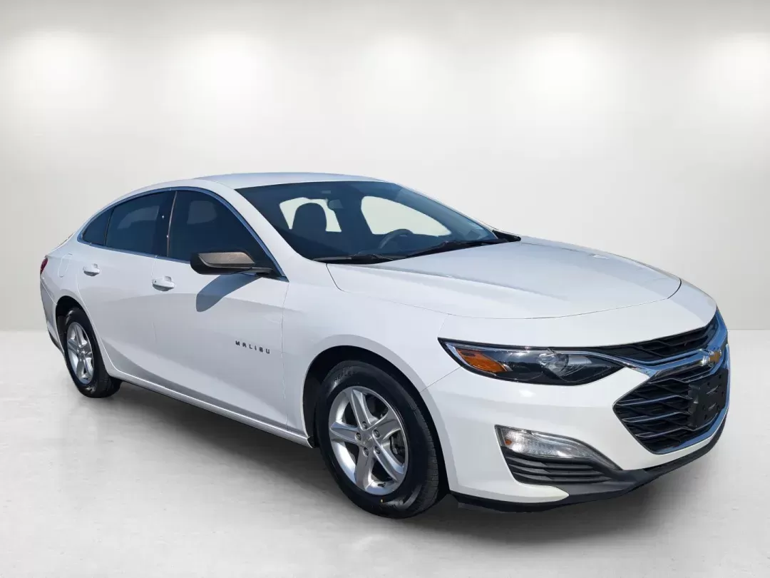 2020 /Jet Black Chevrolet Malibu LS (1G1ZB5ST9LF) with an Turbocharged Gas I4 1.5L/91 engine, 1-Speed Automatic transmission, located at 3959 U.S. 80 W, Phenix City, AL, 36870, (334) 297-4885, 32.469296, -85.135185 - 2020 Chevrolet Malibu LS - Photo#2