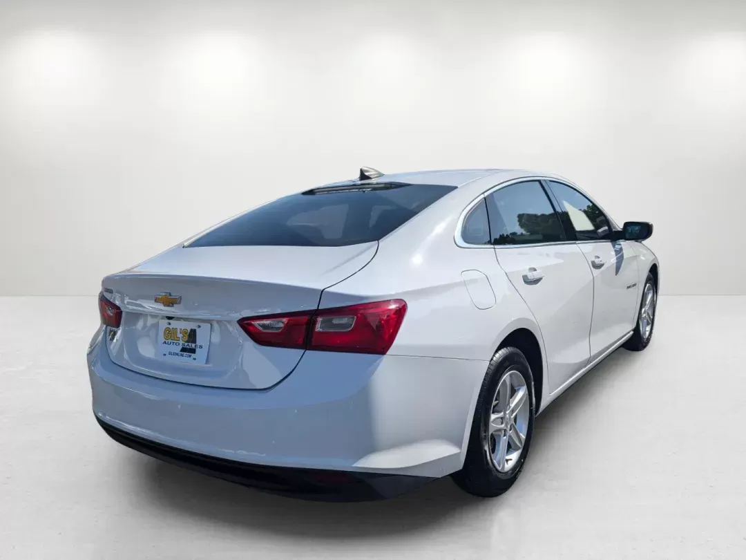 2020 /Jet Black Chevrolet Malibu LS (1G1ZB5ST9LF) with an Turbocharged Gas I4 1.5L/91 engine, 1-Speed Automatic transmission, located at 3959 U.S. 80 W, Phenix City, AL, 36870, (334) 297-4885, 32.469296, -85.135185 - 2020 Chevrolet Malibu LS - Photo#4