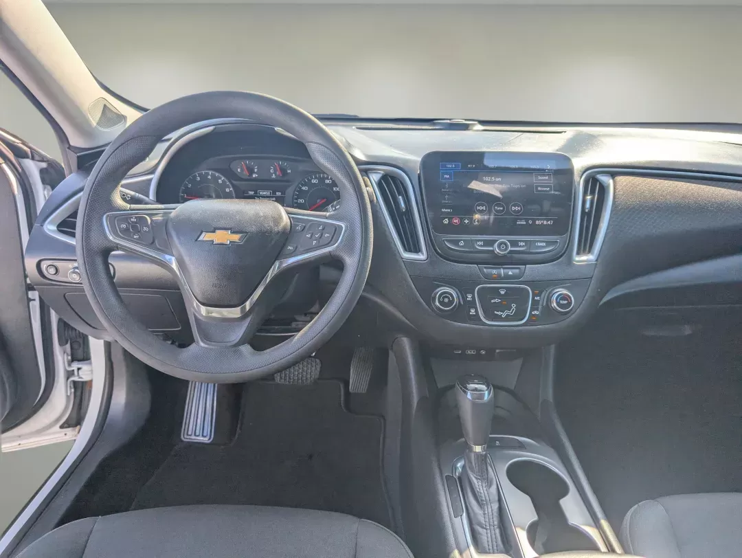 2020 /Jet Black Chevrolet Malibu LS (1G1ZB5ST9LF) with an Turbocharged Gas I4 1.5L/91 engine, 1-Speed Automatic transmission, located at 3959 U.S. 80 W, Phenix City, AL, 36870, (334) 297-4885, 32.469296, -85.135185 - 2020 Chevrolet Malibu LS - Photo#11