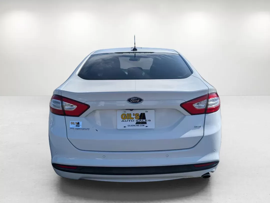 2016 Ford Fusion SE (1FA6P0H72G5) with an Regular Unleaded I-4 2.5 L/152 engine, 6-Speed Automatic w/OD transmission, located at 521 Old Farm Lane Rd, Prattville, AL, 36066, (334) 325-1505, 32.482460, -86.416367 - 2016 Ford Fusion SE - Photo#5