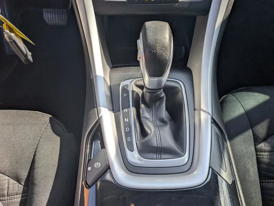 2016 Ford Fusion SE (1FA6P0H72G5) with an Regular Unleaded I-4 2.5 L/152 engine, 6-Speed Automatic w/OD transmission, located at 521 Old Farm Lane Rd, Prattville, AL, 36066, (334) 325-1505, 32.482460, -86.416367 - 2016 Ford Fusion SE - Photo#13