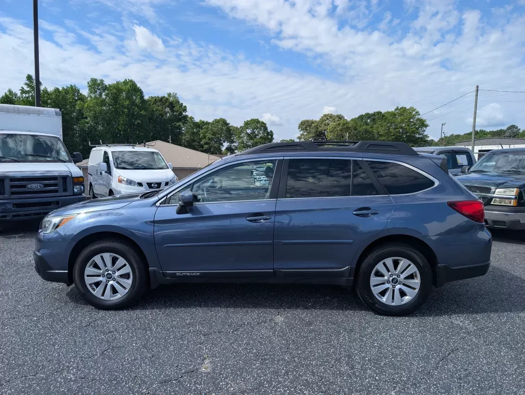 2015 /Warm Ivory Subaru Outback 2.5i Premium (4S4BSBDC1F3) with an Regular Unleaded H-4 2.5 L/152 engine, 6-Speed CVT w/OD transmission, located at 3959 U.S. 80 W, Phenix City, AL, 36870, (334) 297-4885, 32.469296, -85.135185 - 2015 Subaru Outback 2.5i Premium - Photo#7
