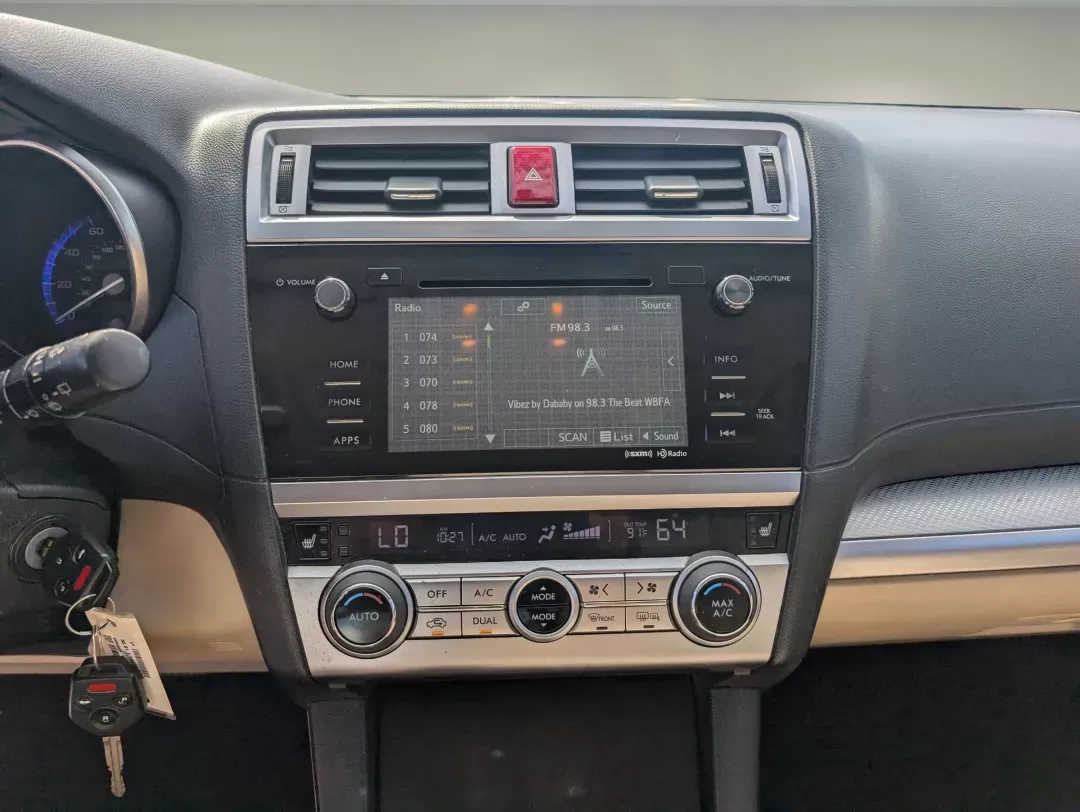 2015 /Warm Ivory Subaru Outback 2.5i Premium (4S4BSBDC1F3) with an Regular Unleaded H-4 2.5 L/152 engine, 6-Speed CVT w/OD transmission, located at 1430 Gateway Drive, Opelika, AL, 36801, (334) 239-0944, 32.637871, -85.409790 - 2015 Subaru Outback 2.5i Premium - Photo#14