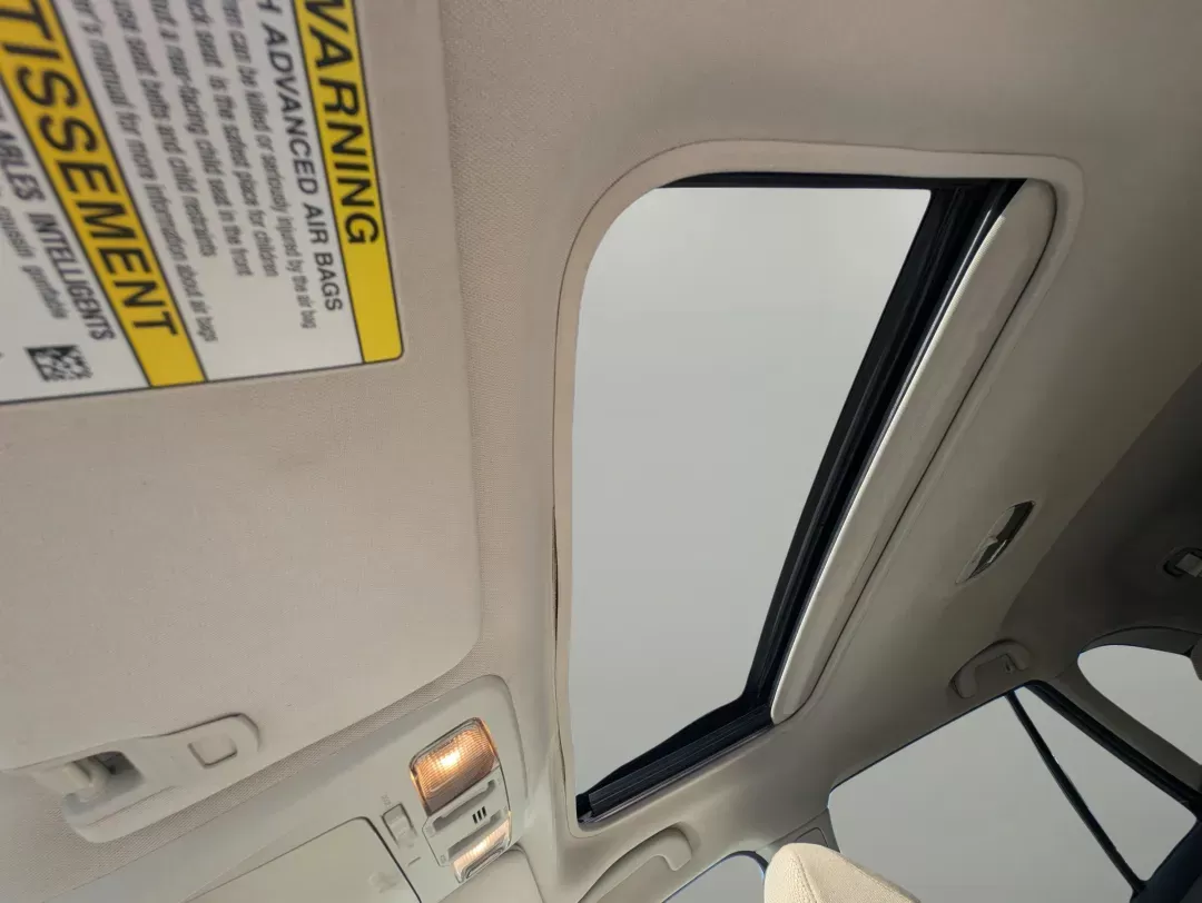 2015 /Warm Ivory Subaru Outback 2.5i Premium (4S4BSBDC1F3) with an Regular Unleaded H-4 2.5 L/152 engine, 6-Speed CVT w/OD transmission, located at 1430 Gateway Drive, Opelika, AL, 36801, (334) 239-0944, 32.637871, -85.409790 - 2015 Subaru Outback 2.5i Premium - Photo#16