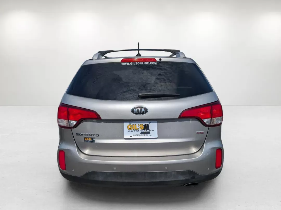 2014 /Beige Kia Sorento LX (5XYKT4A69EG) with an Regular Unleaded I-4 2.4 L/144 engine, 6-Speed Automatic w/OD transmission, located at 3959 U.S. 80 W, Phenix City, AL, 36870, (334) 297-4885, 32.469296, -85.135185 - 2014 Kia Sorento LX - Photo#5