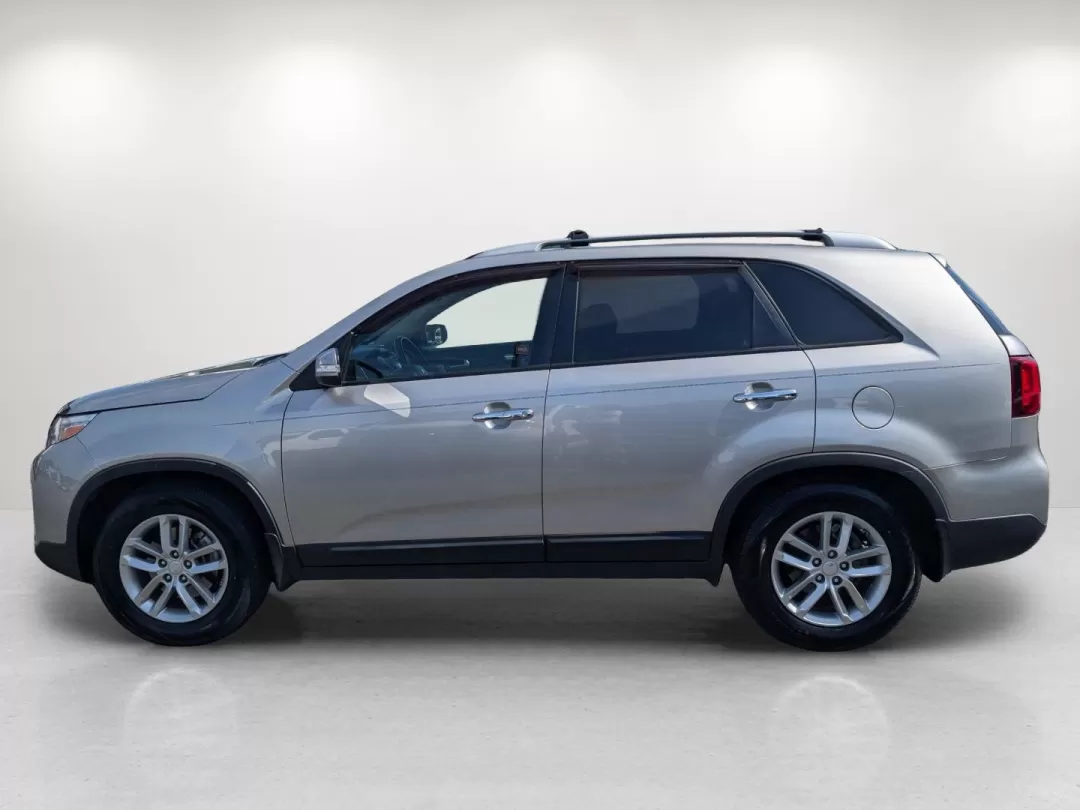 2014 /Beige Kia Sorento LX (5XYKT4A69EG) with an Other engine, located at 7000 Northlake Connector, Columbus, GA, 31904, (706) 987-8085, 32.524975, -84.978134 - ### Experience Versatility with the 2014 Kia Sorento LX Perfect for Your Family Adventures!<br /> <br /> Looking for a reliable and spacious SUV that can keep up with your family's active lifestyle? Look no further than this stunning 2014 Kia Sorento LX, available now at Gils Auto - Phenix City #2. - Photo#7